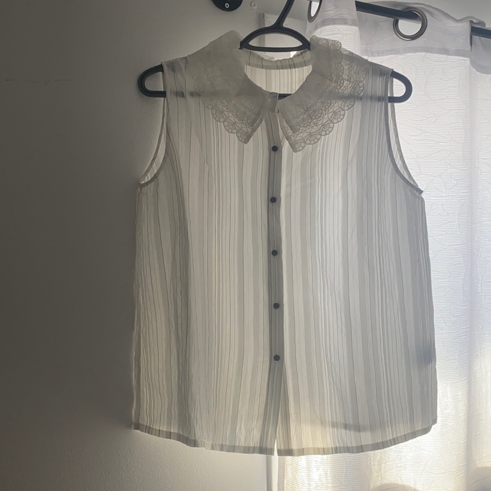 Lace stripped button up